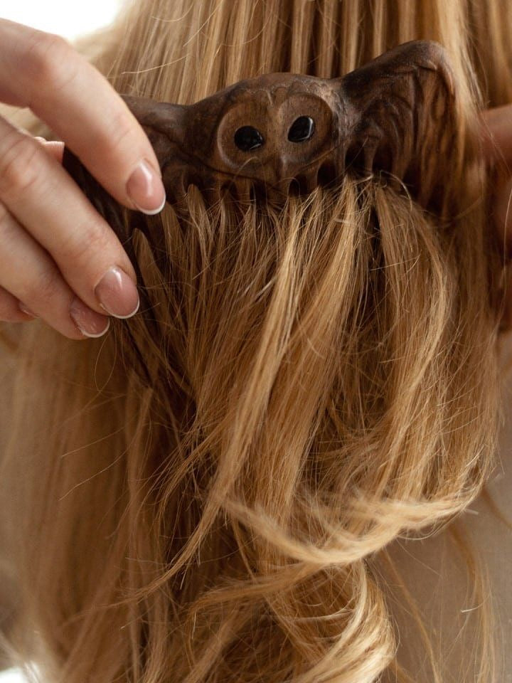 Hedwig Owl Comb